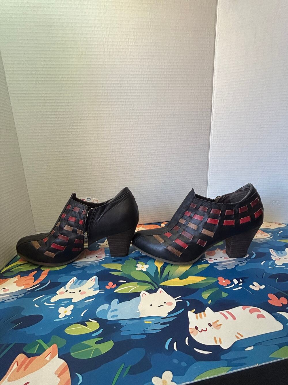 L'Artiste Spring Step Black & Red Brilliance Dress Pump Leather Bootie Size 41